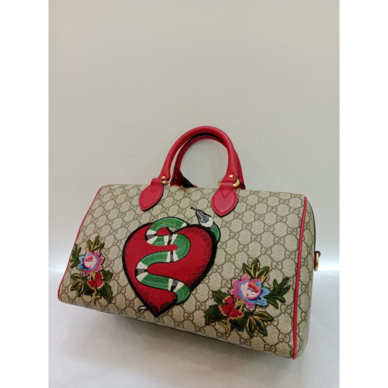 Tas gucci limited online edition